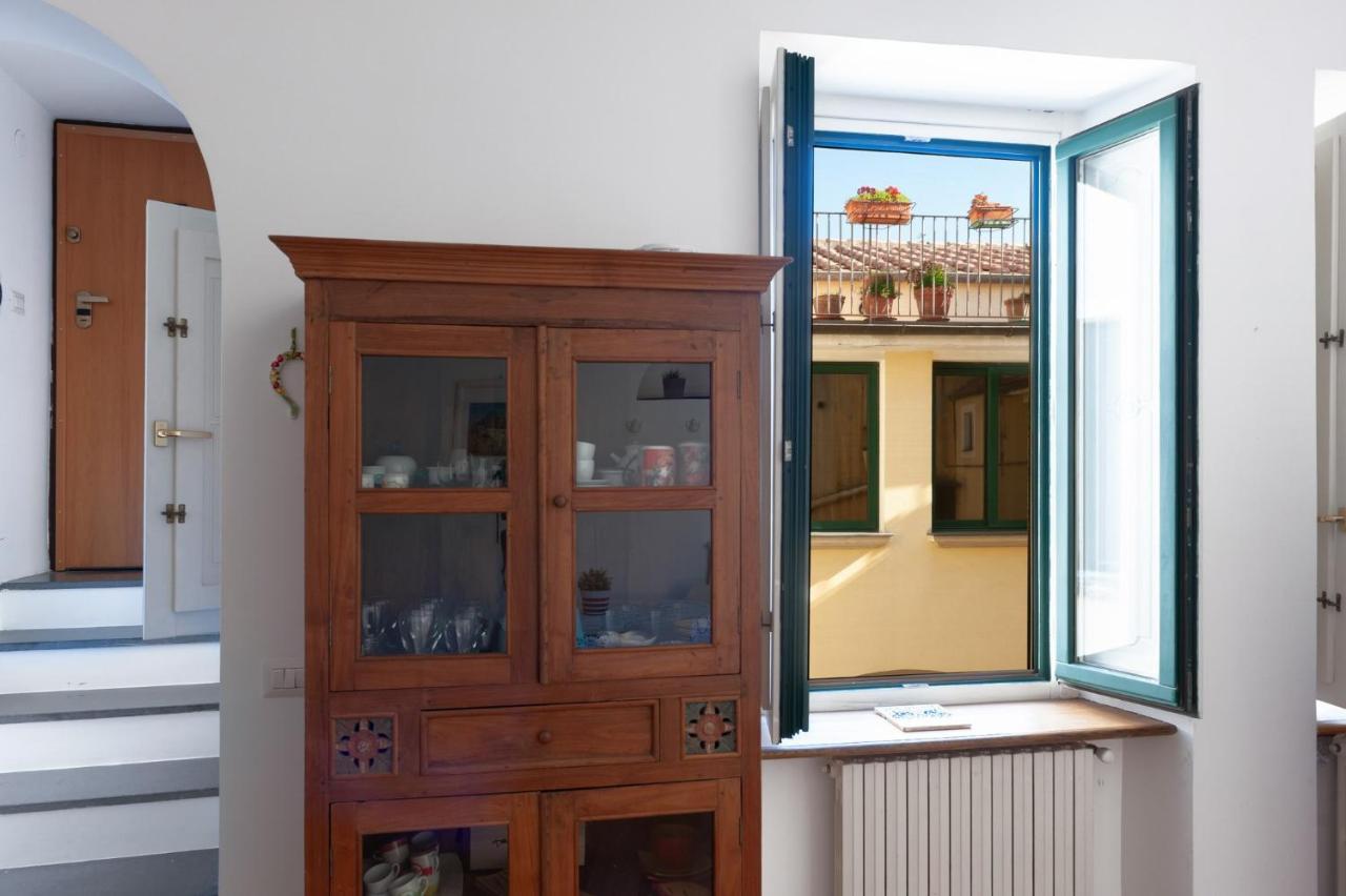Casa Flo Con Terrazza E Ascensore Salerno
